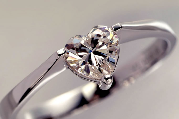 JOYA珠寶品牌形象設(shè)計(jì),JOYA珠寶畫冊(cè)設(shè)計(jì)