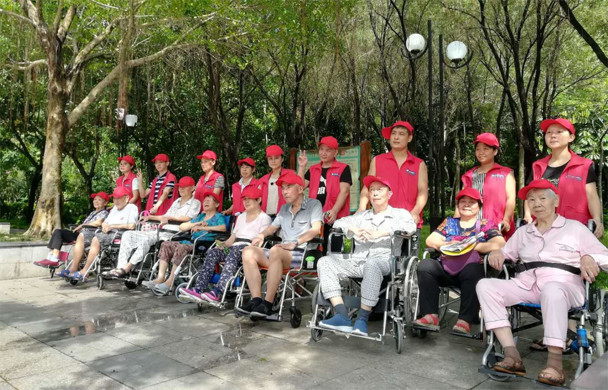 福星車,深圳市福田區(qū)慈善會,福星車標(biāo)志設(shè)計,福星車車體設(shè)計